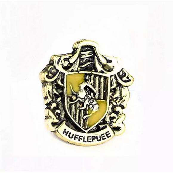 Harry Potter Hogwarts House Hufflepuff Enamel Pins -218 - Picture 1 of 2